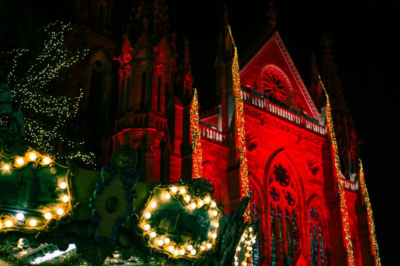 Caroussel devant le temple St-Etienne